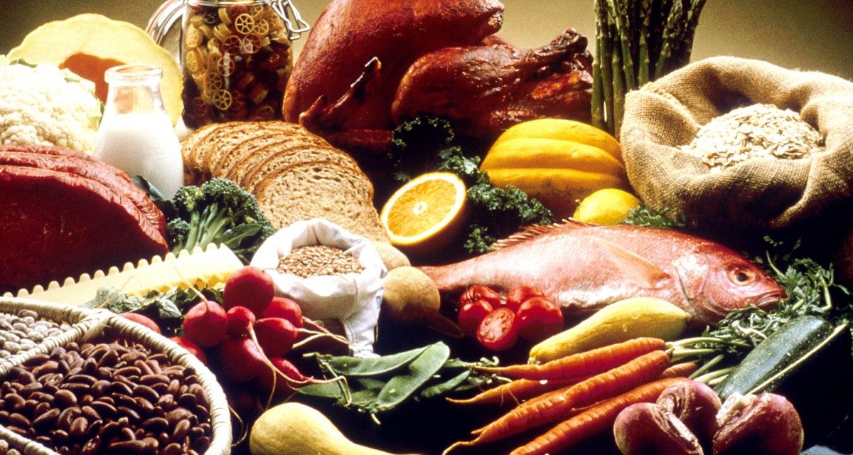 Alimentele s-au scumpit cu peste 18% în ultimul an